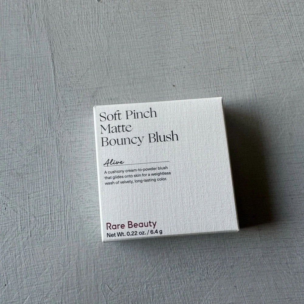 NEW Rare Beauty Soft Pinch Matte Bouncy Blush in Alive